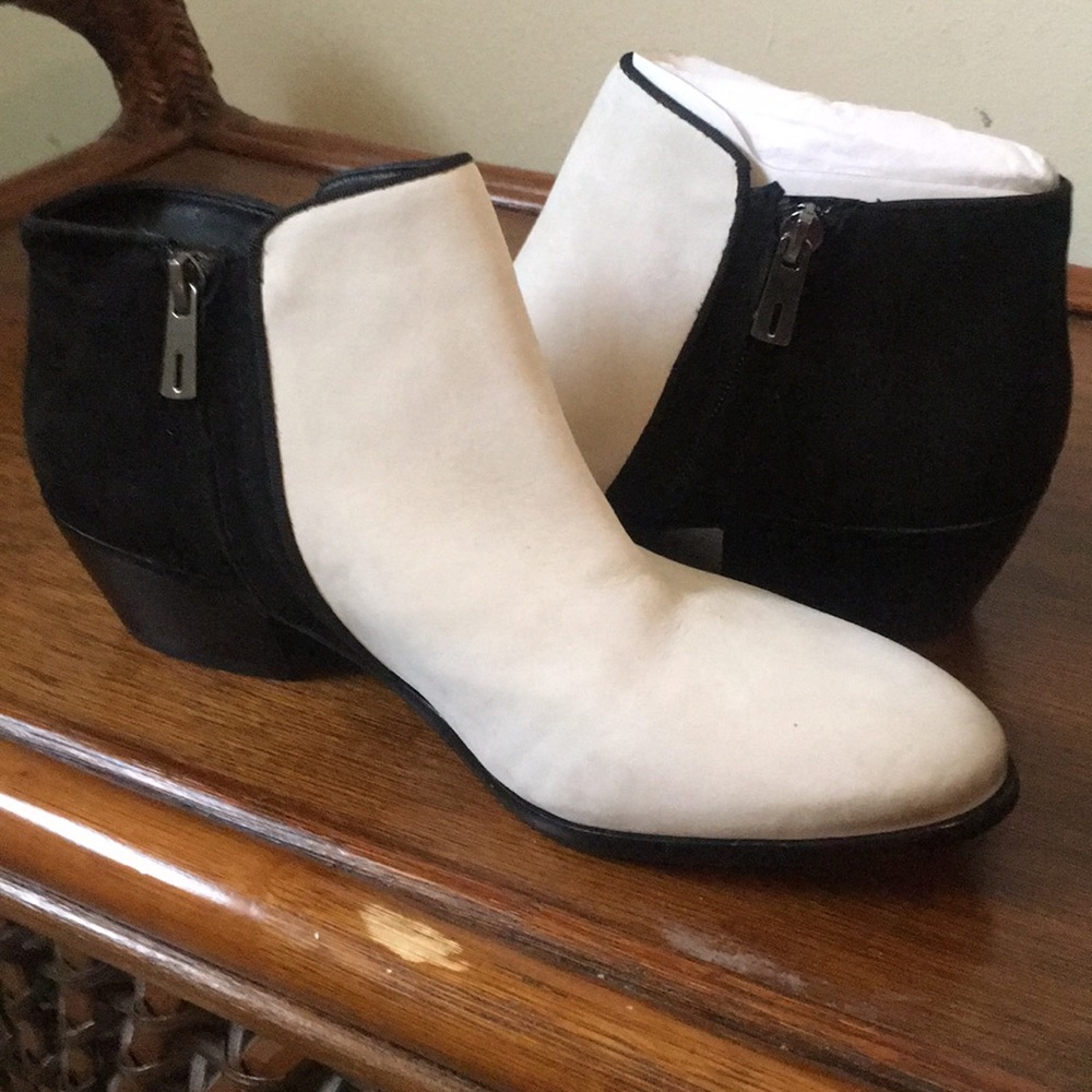 New Sam Edelman Suede Leather Booties